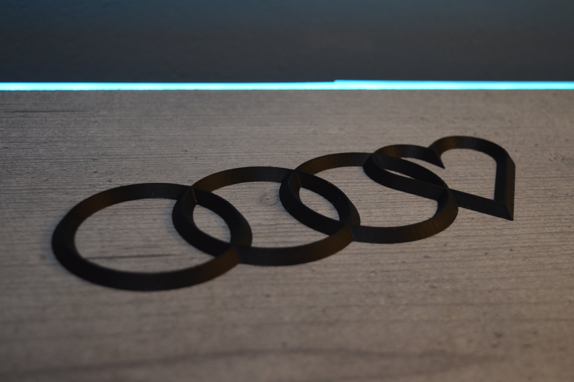 Audi Ringe Logo mit Herz