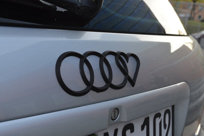 Audi Ringe Logo mit Herz 3D