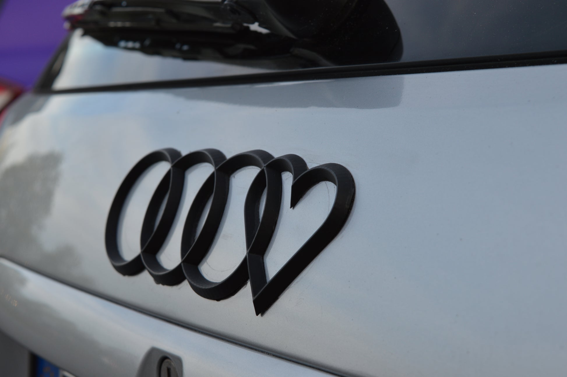 Audi Ringe Logo mit Herz