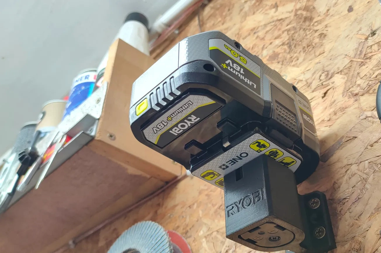 RYOBI 18V Akkuhalterung